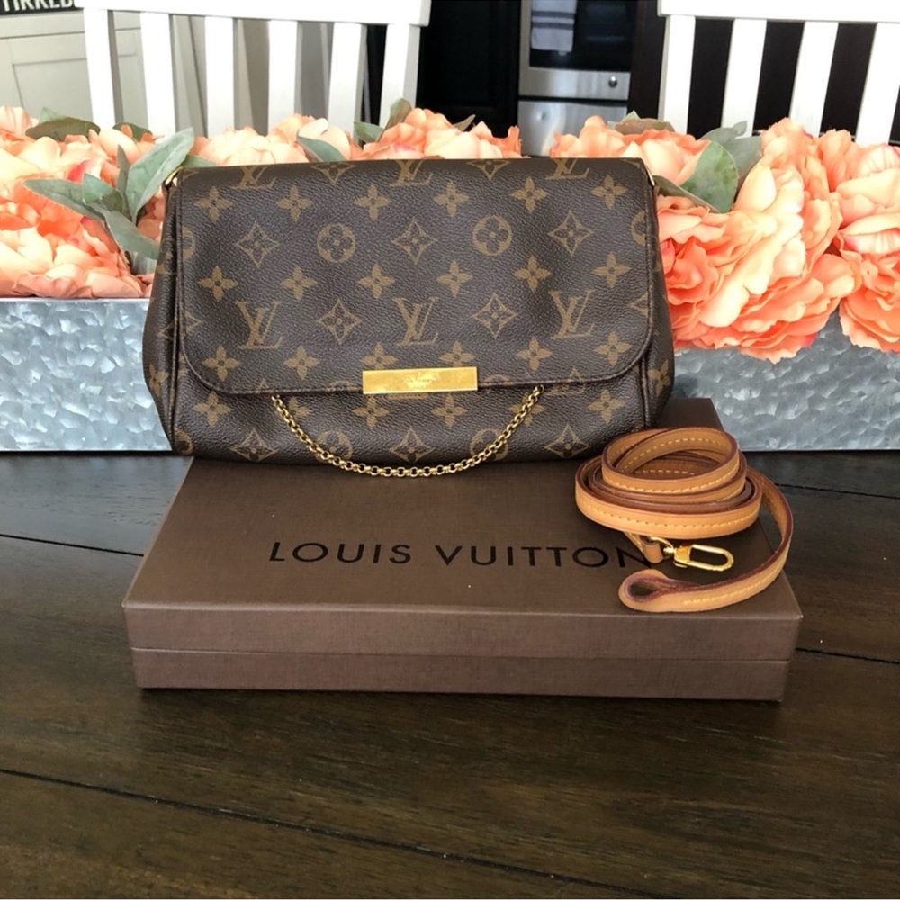 Louis Vuitton favorite MM monogram